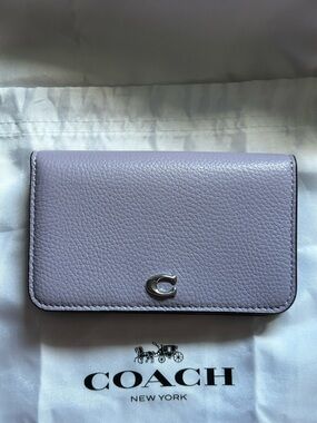 Coach Essential Slim Card Holder Wallet